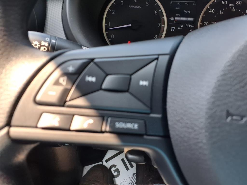 new 2025 Nissan Kicks Play car, priced at $24,369