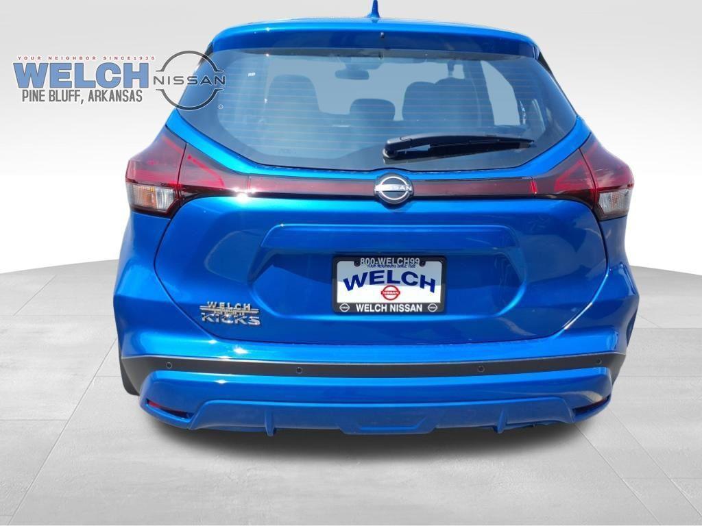 new 2025 Nissan Kicks Play car, priced at $24,369