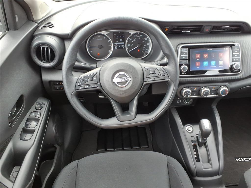 new 2025 Nissan Kicks Play car, priced at $24,474