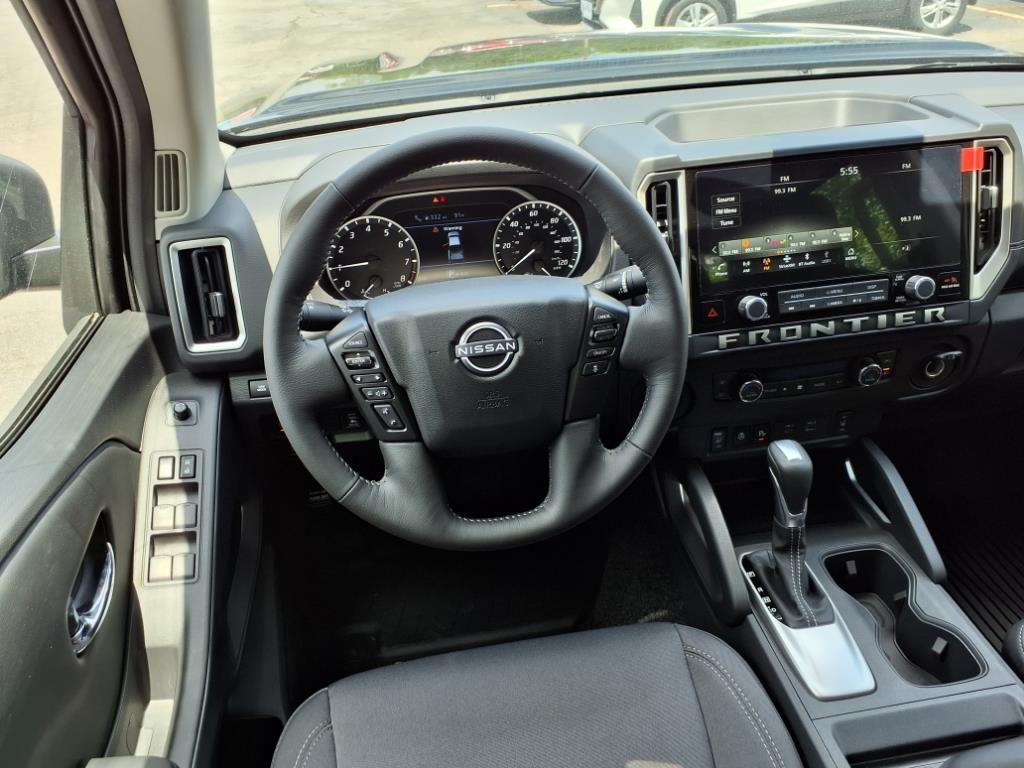 new 2025 Nissan Frontier car, priced at $41,924