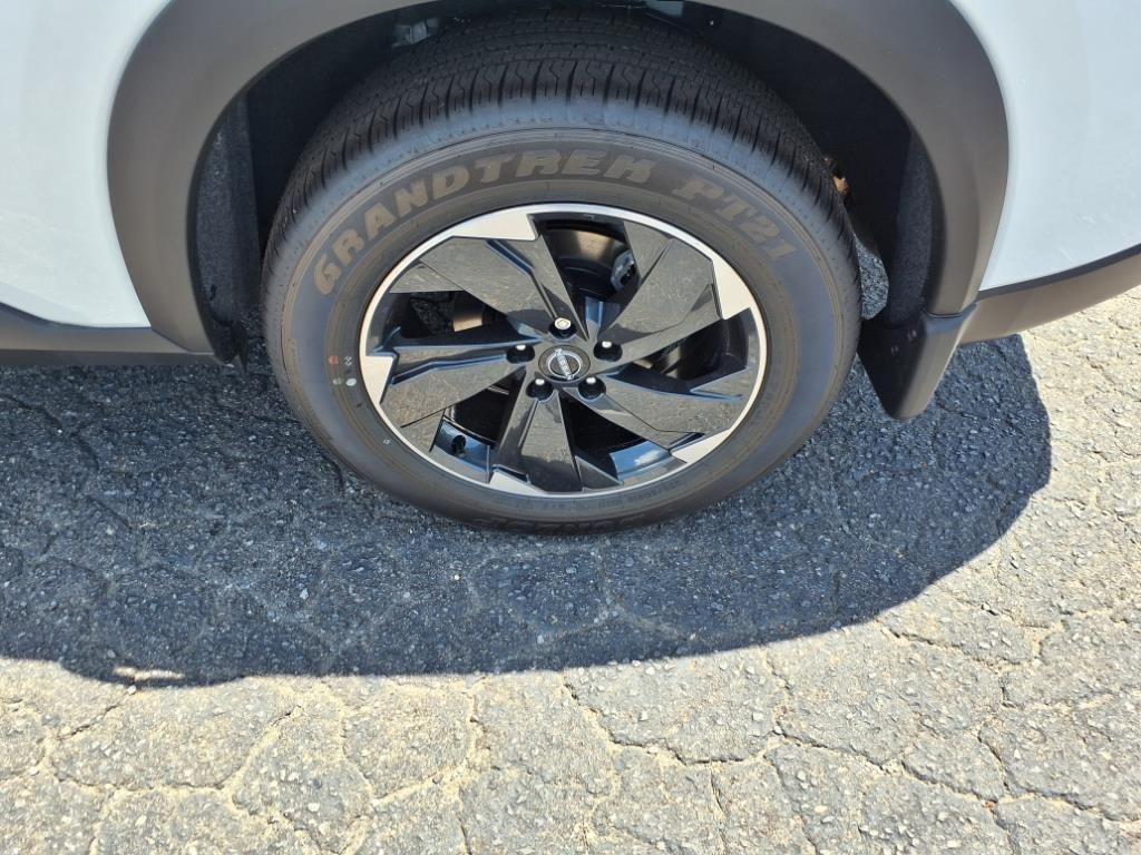 new 2025 Nissan Rogue car, priced at $34,434
