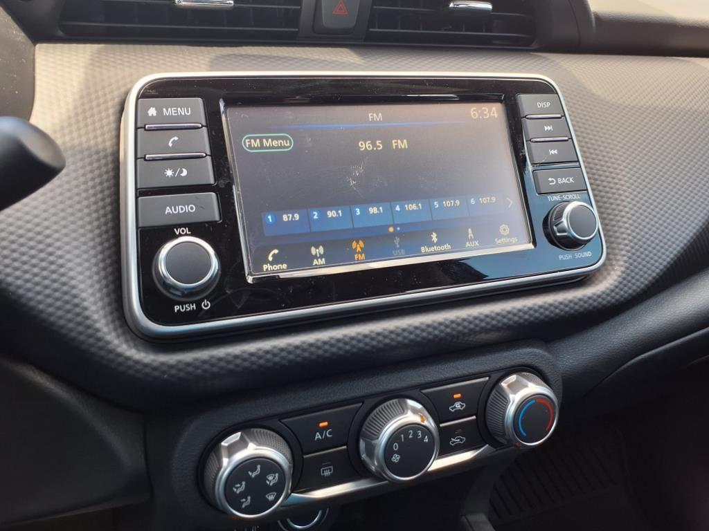 new 2025 Nissan Kicks Play car, priced at $25,849