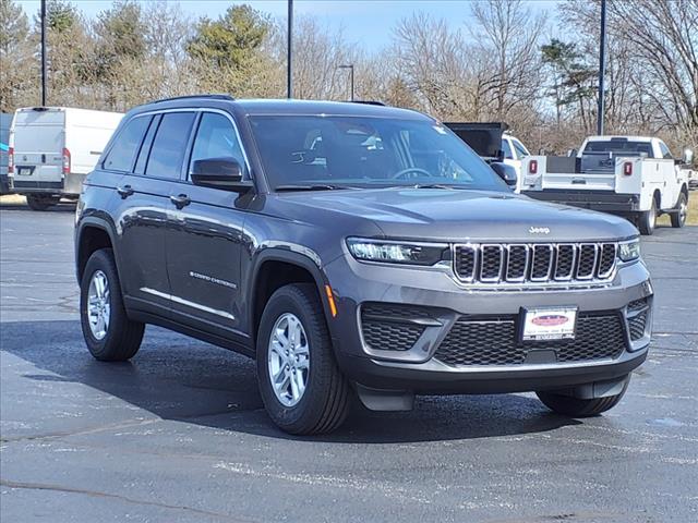 new 2024 Jeep Grand Cherokee car, priced at $44,220