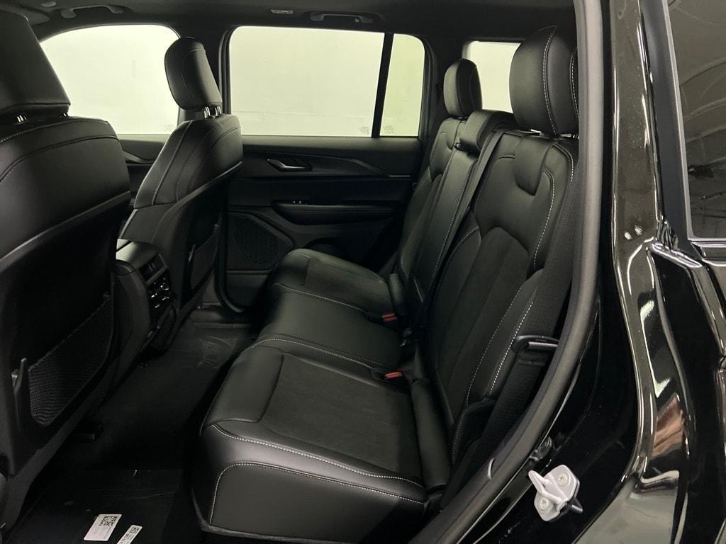 new 2025 Jeep Grand Cherokee car, priced at $44,730