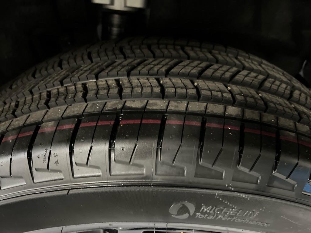 new 2025 Jeep Grand Cherokee car, priced at $44,730