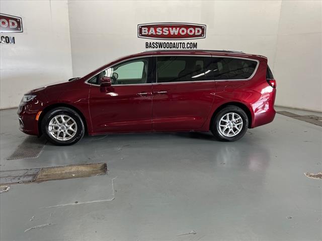 used 2021 Chrysler Pacifica car, priced at $21,810