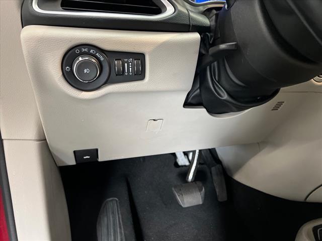 used 2021 Chrysler Pacifica car, priced at $21,810
