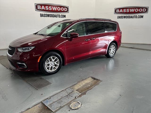 used 2021 Chrysler Pacifica car, priced at $21,810