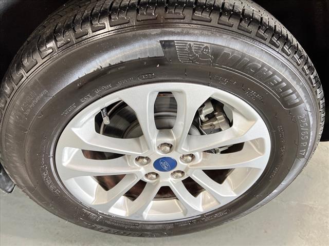 used 2022 Ford Escape car, priced at $22,917