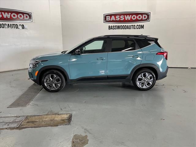 used 2024 Kia Seltos car, priced at $23,246