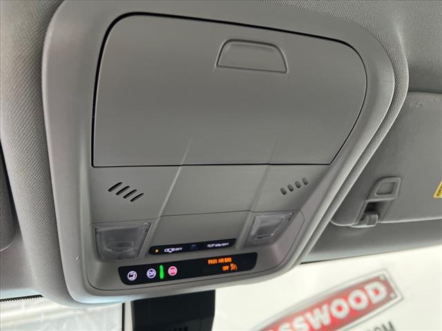 used 2023 Chevrolet Equinox car, priced at $19,875