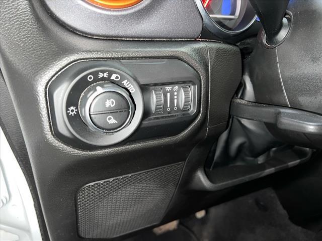 used 2022 Jeep Gladiator car, priced at $37,357