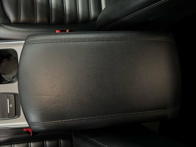 used 2022 Ford Edge car, priced at $18,915