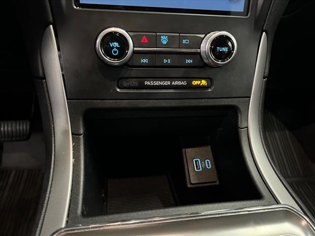 used 2022 Ford Edge car, priced at $18,915