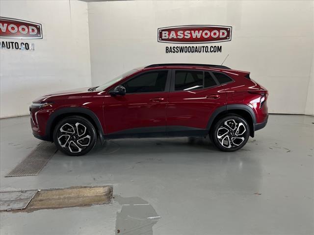 used 2024 Chevrolet Trax car, priced at $21,892