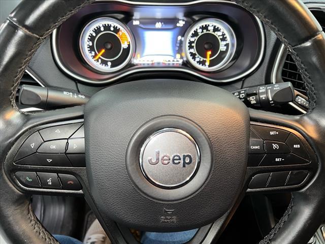 used 2019 Jeep Cherokee car, priced at $18,495