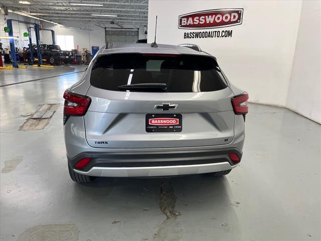 used 2025 Chevrolet Trax car, priced at $20,375