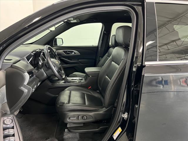 used 2022 Chevrolet Traverse car, priced at $25,227