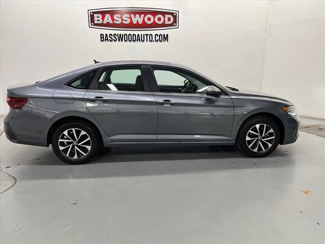 used 2022 Volkswagen Jetta car, priced at $16,892