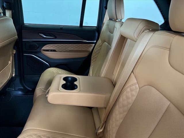 used 2023 Jeep Grand Cherokee car, priced at $39,886