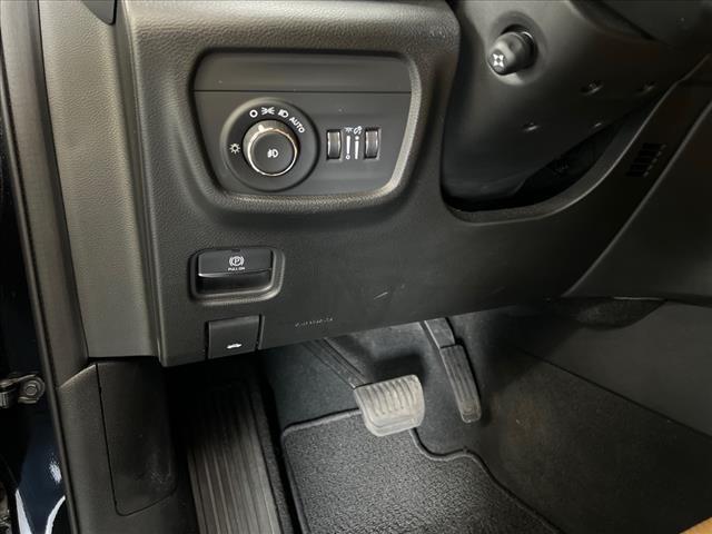 used 2023 Jeep Grand Cherokee car, priced at $39,886