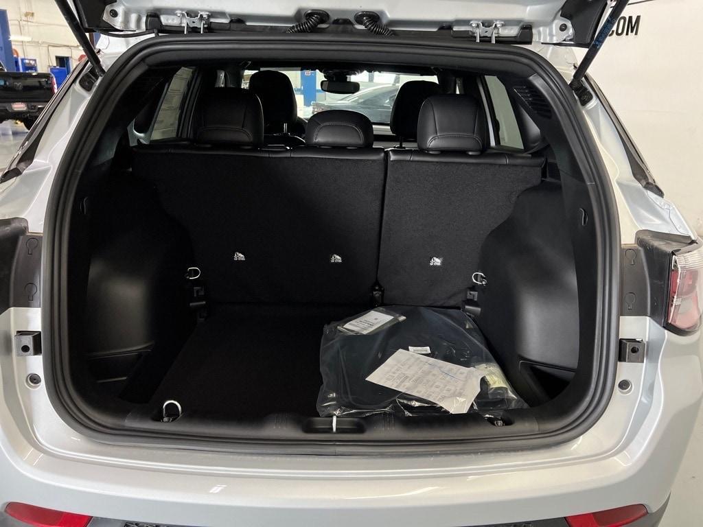 new 2025 Jeep Compass car, priced at $27,688
