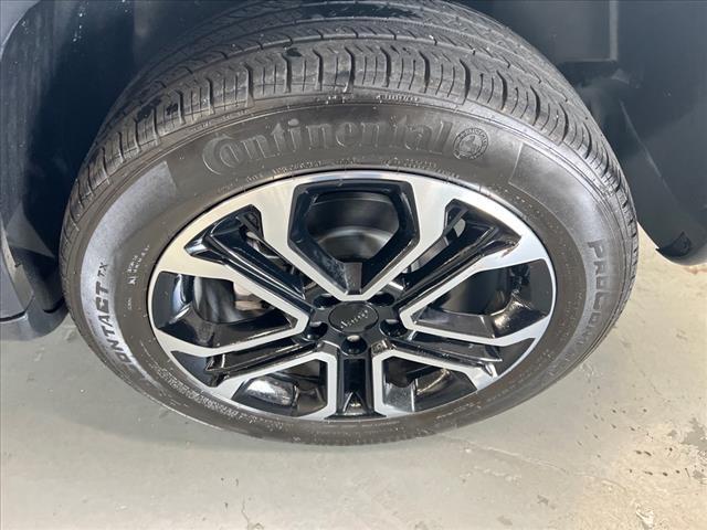 used 2023 Jeep Compass car, priced at $25,105