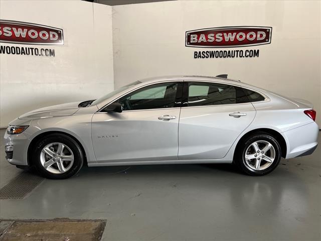 used 2022 Chevrolet Malibu car, priced at $20,459