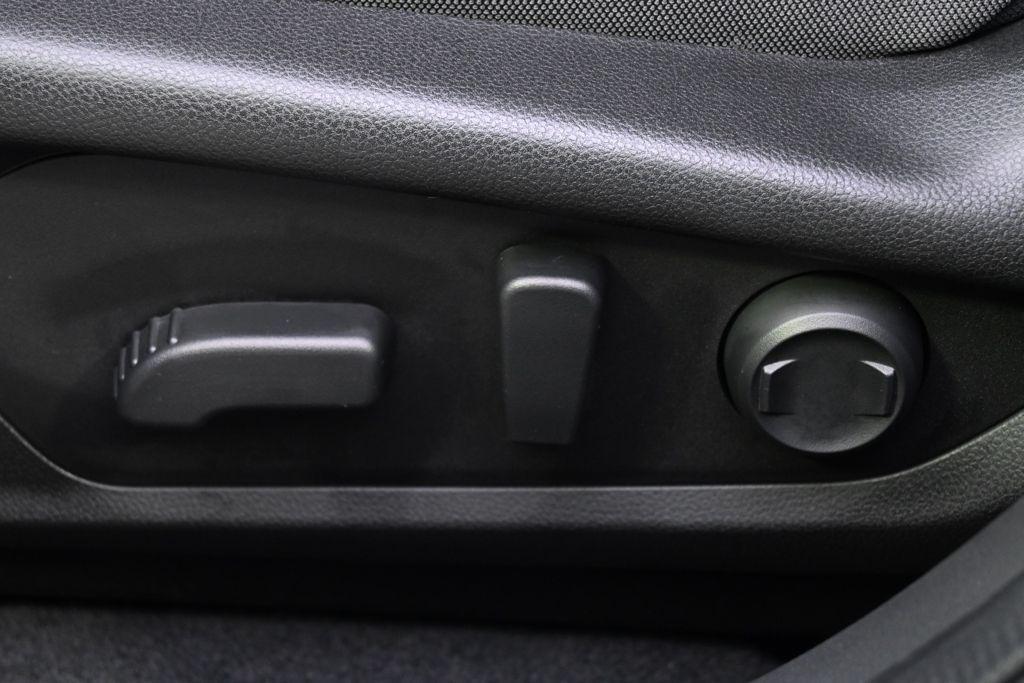 used 2025 Subaru Crosstrek car, priced at $29,577