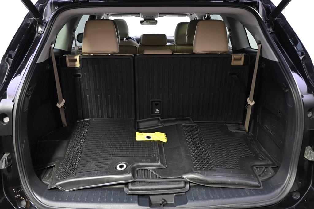used 2022 Toyota Highlander car, priced at $33,995