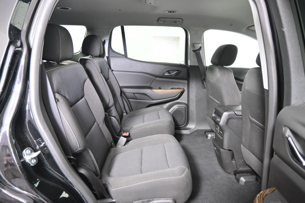 used 2023 GMC Acadia car, priced at $26,995