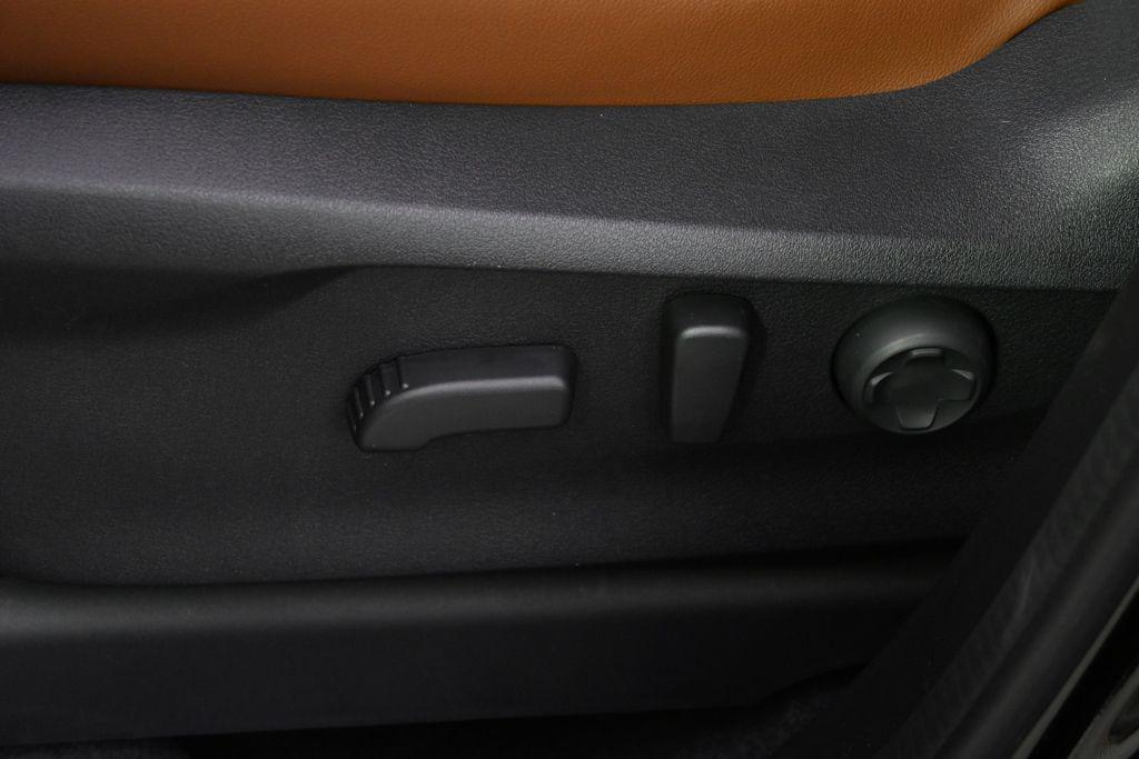 new 2025 Subaru Ascent car, priced at $51,681