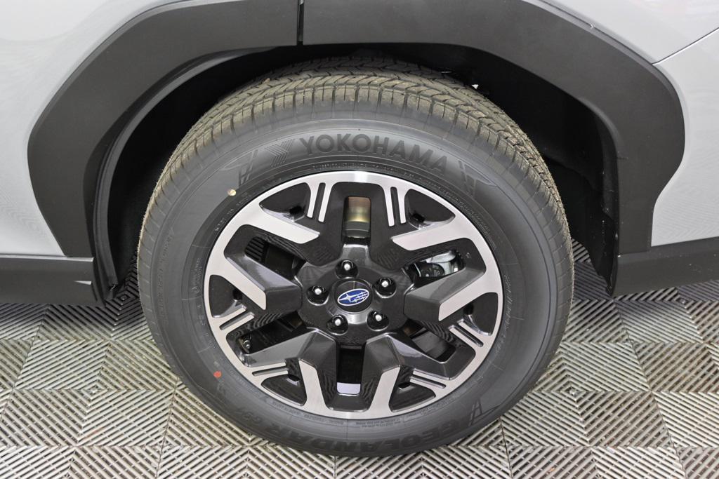 new 2025 Subaru Forester car, priced at $35,156