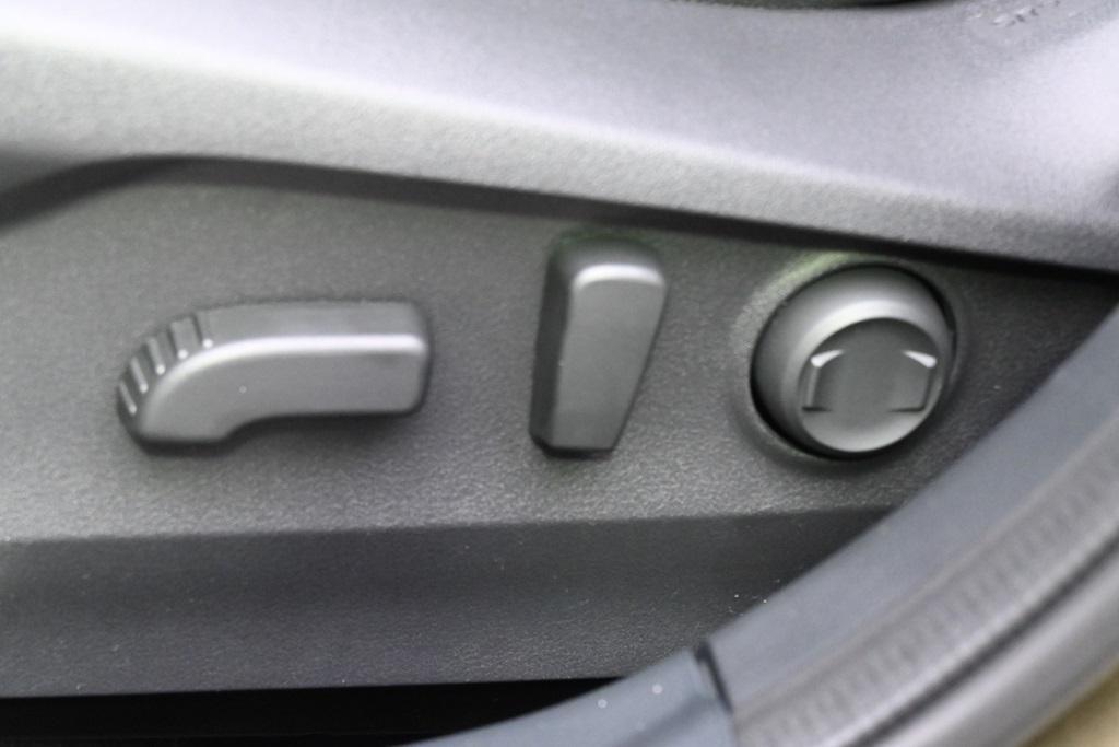 new 2025 Subaru Outback car, priced at $39,057