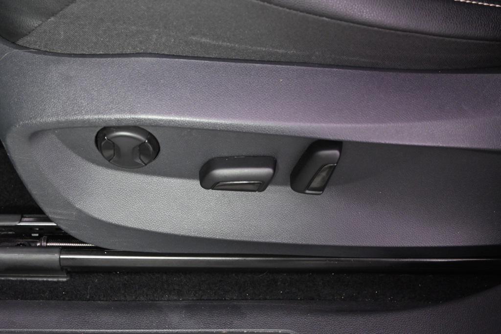 used 2022 Volkswagen Tiguan car, priced at $24,965