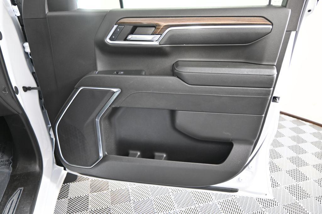 used 2024 Chevrolet Silverado 1500 car, priced at $43,995