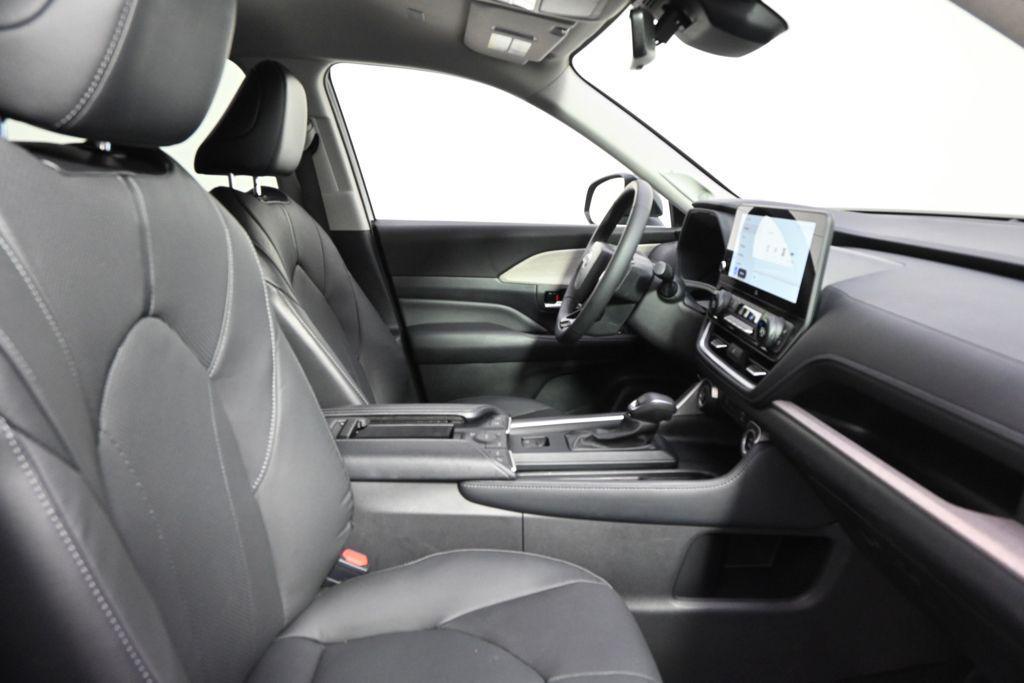 used 2024 Toyota Grand Highlander car, priced at $46,295
