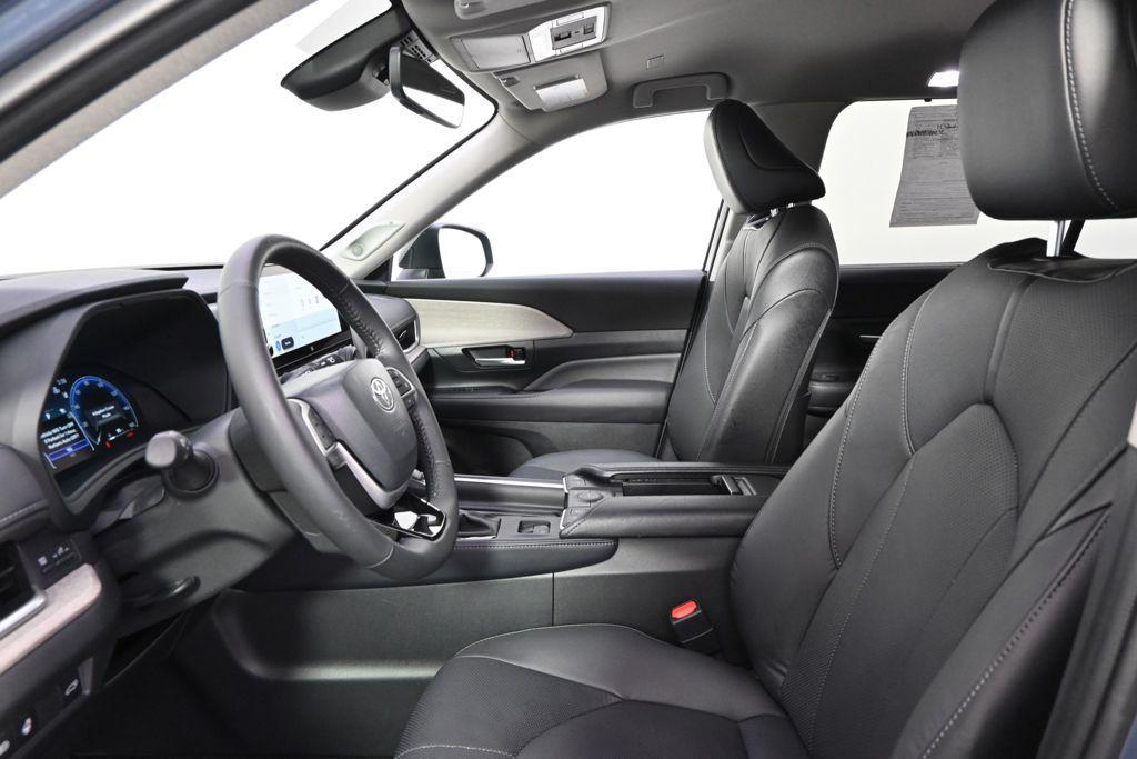 used 2024 Toyota Grand Highlander car, priced at $46,295