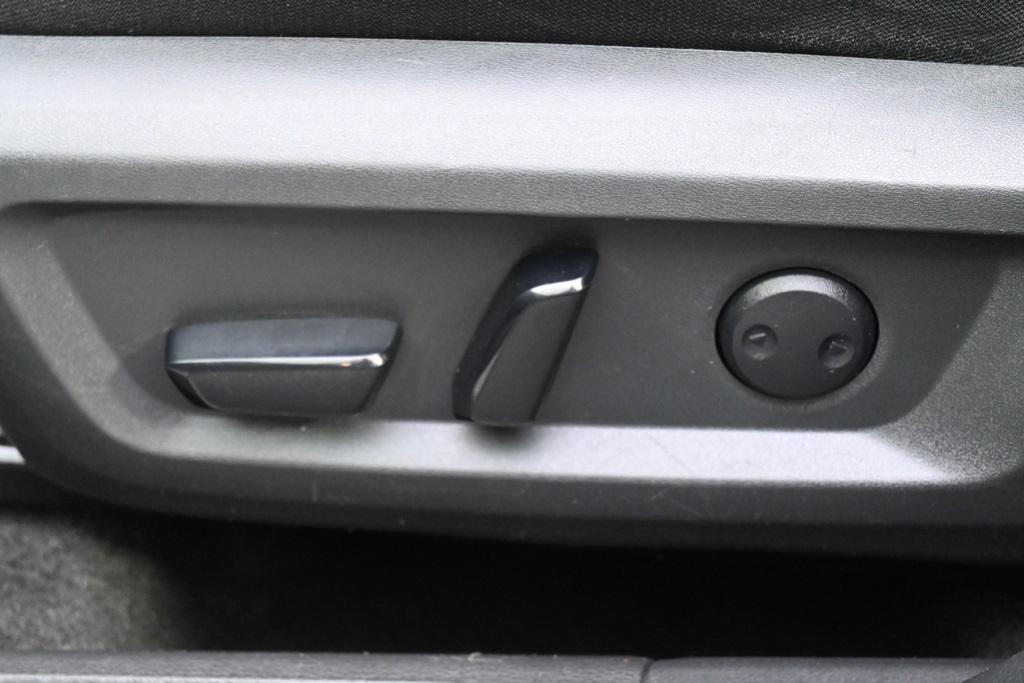used 2021 Nissan Rogue car, priced at $17,277