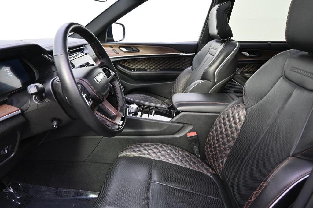 used 2022 Jeep Grand Cherokee car, priced at $35,597