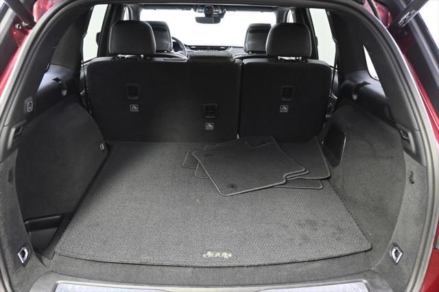 used 2022 Jeep Grand Cherokee car, priced at $39,495