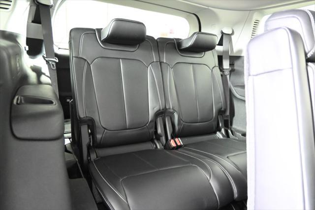 used 2021 Jeep Grand Cherokee L car, priced at $31,997