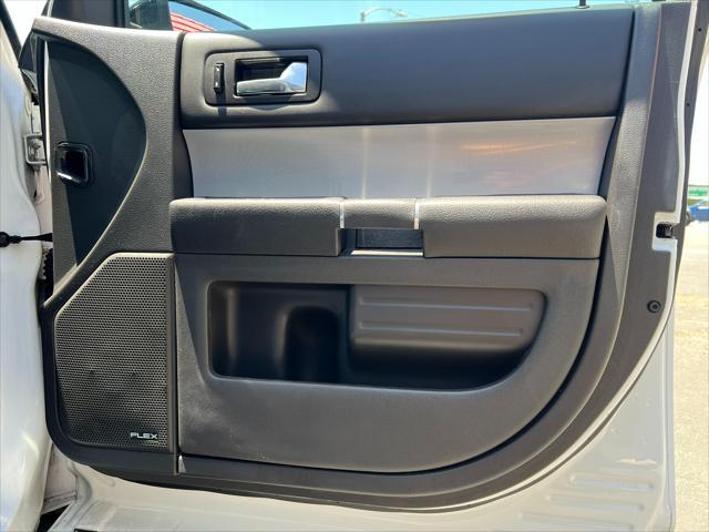 used 2014 Ford Flex car, priced at $9,500