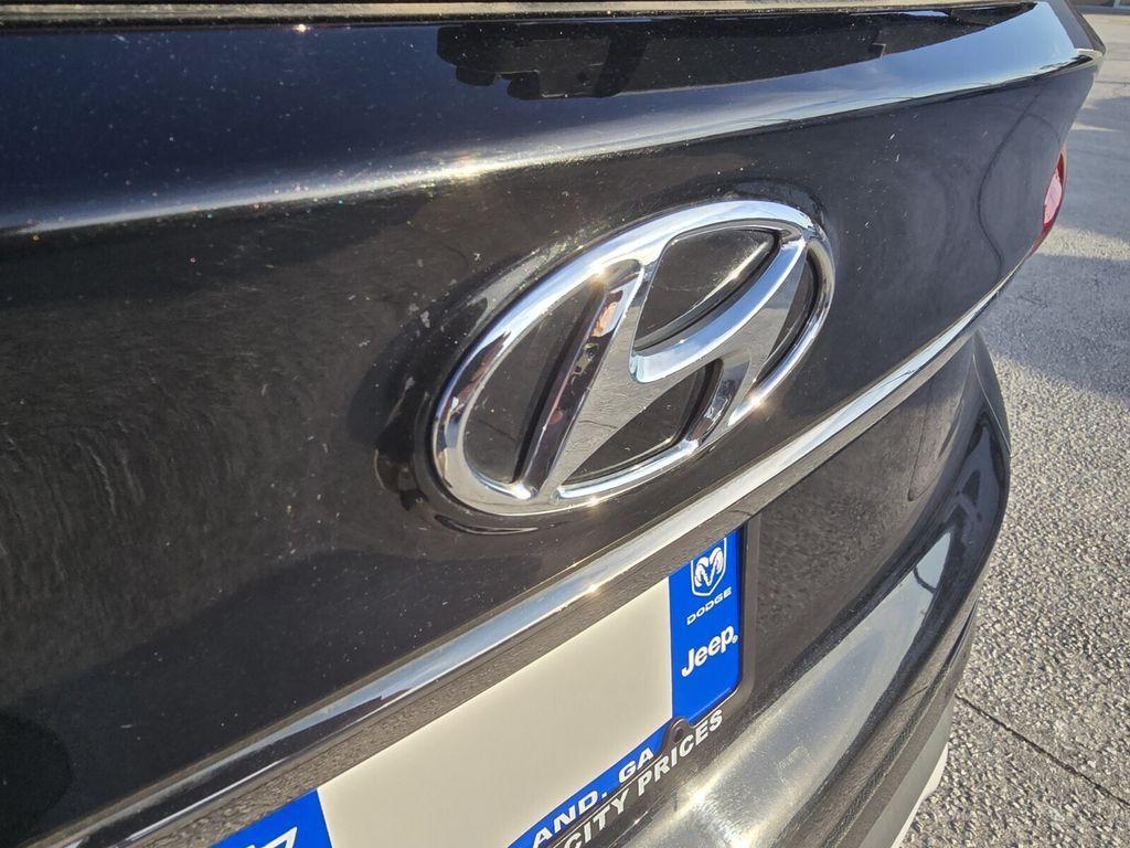 used 2019 Hyundai Santa Fe car, priced at $18,495