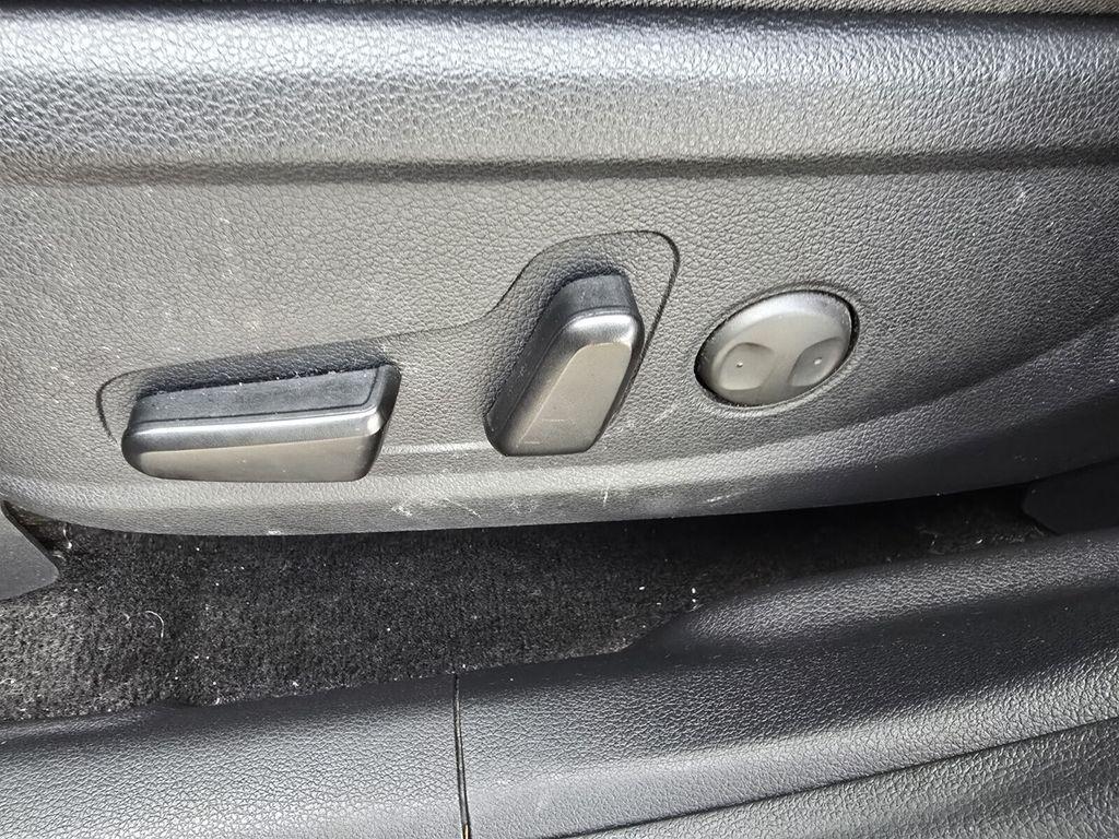 used 2020 Hyundai Santa Fe car, priced at $23,995