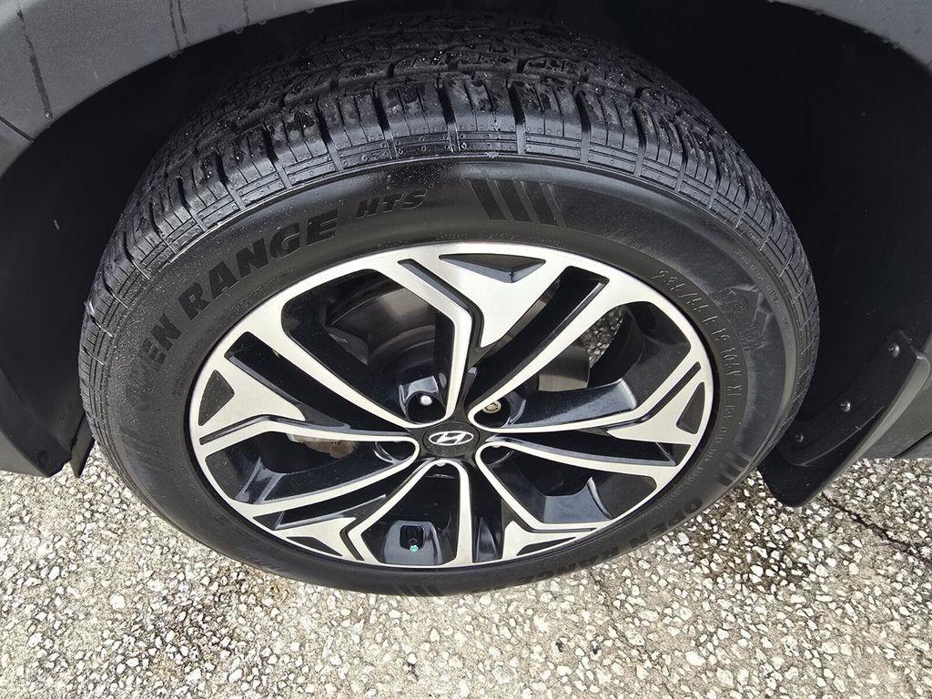 used 2020 Hyundai Santa Fe car, priced at $23,995