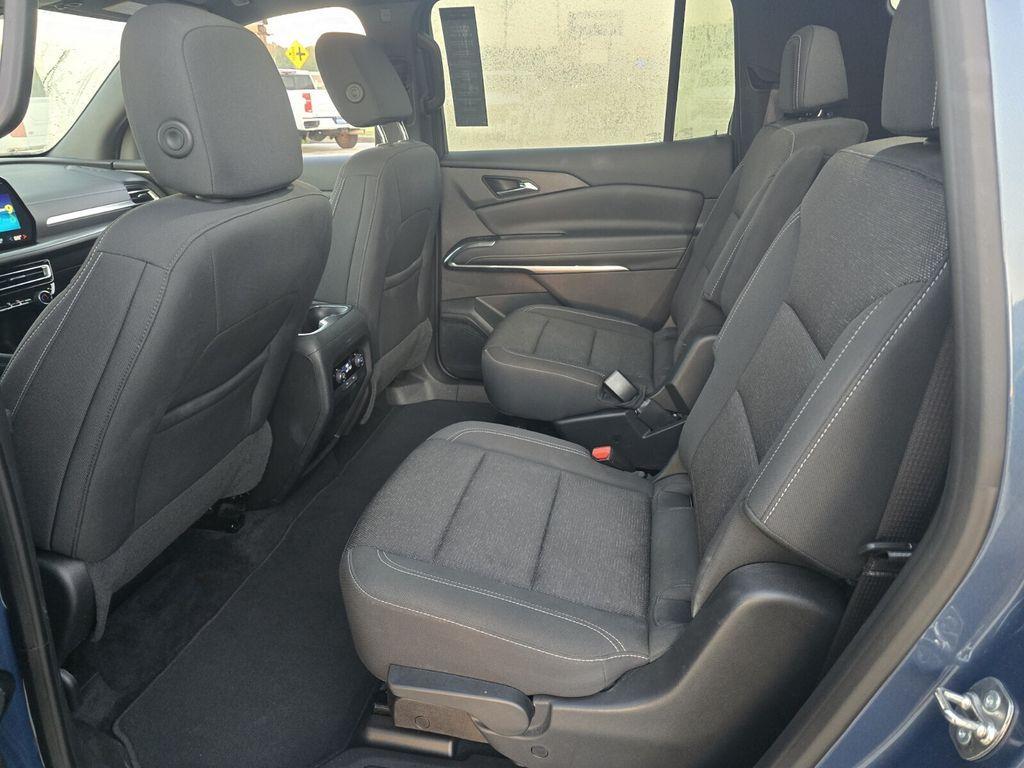 used 2025 Chevrolet Traverse car, priced at $38,995