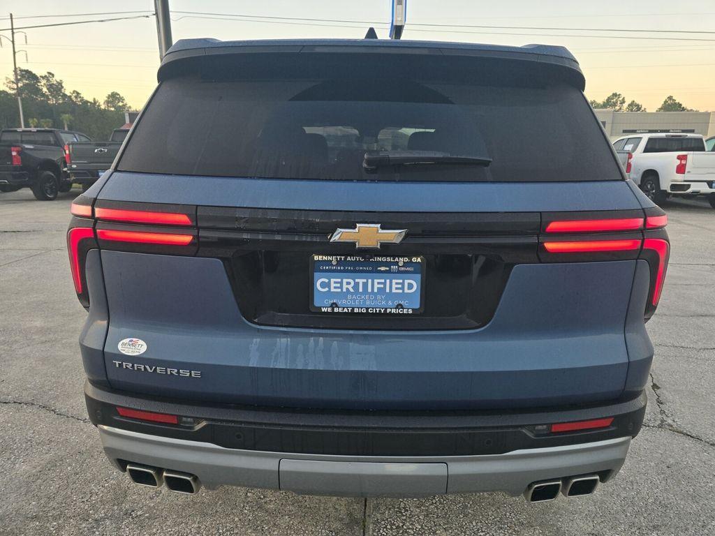 used 2025 Chevrolet Traverse car, priced at $38,995