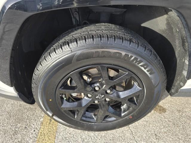 used 2022 Toyota RAV4 car, priced at $27,995