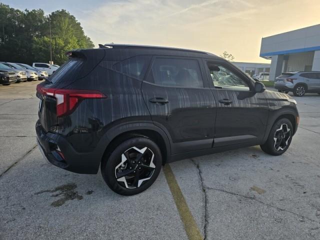 used 2025 Kia Seltos car, priced at $25,995